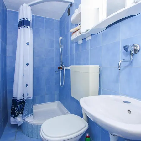 Zana شقة تروغير