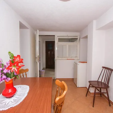 Apartman Zana