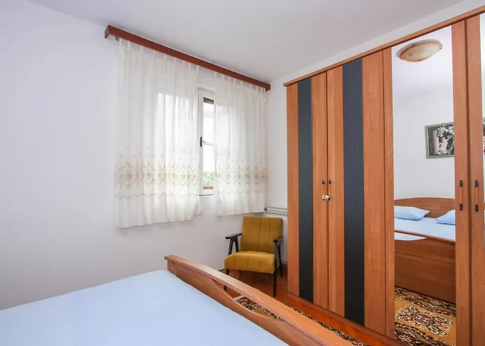 Zana * Trogir